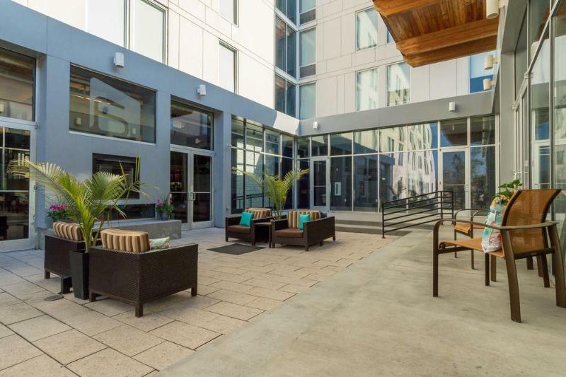 Aloft Charleston Airport And Convention Center Hotell North Charleston Exteriör bild